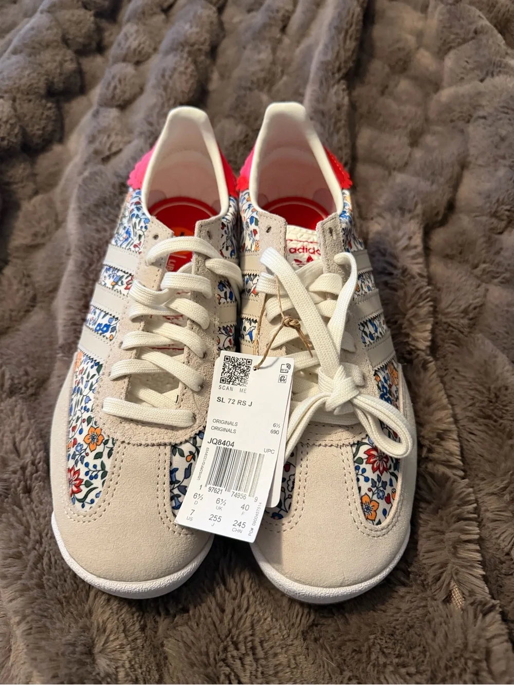 adidas Women’s Beige Floral SL 72 RS Sneakers with Pink Heel - Picture 1 of 4